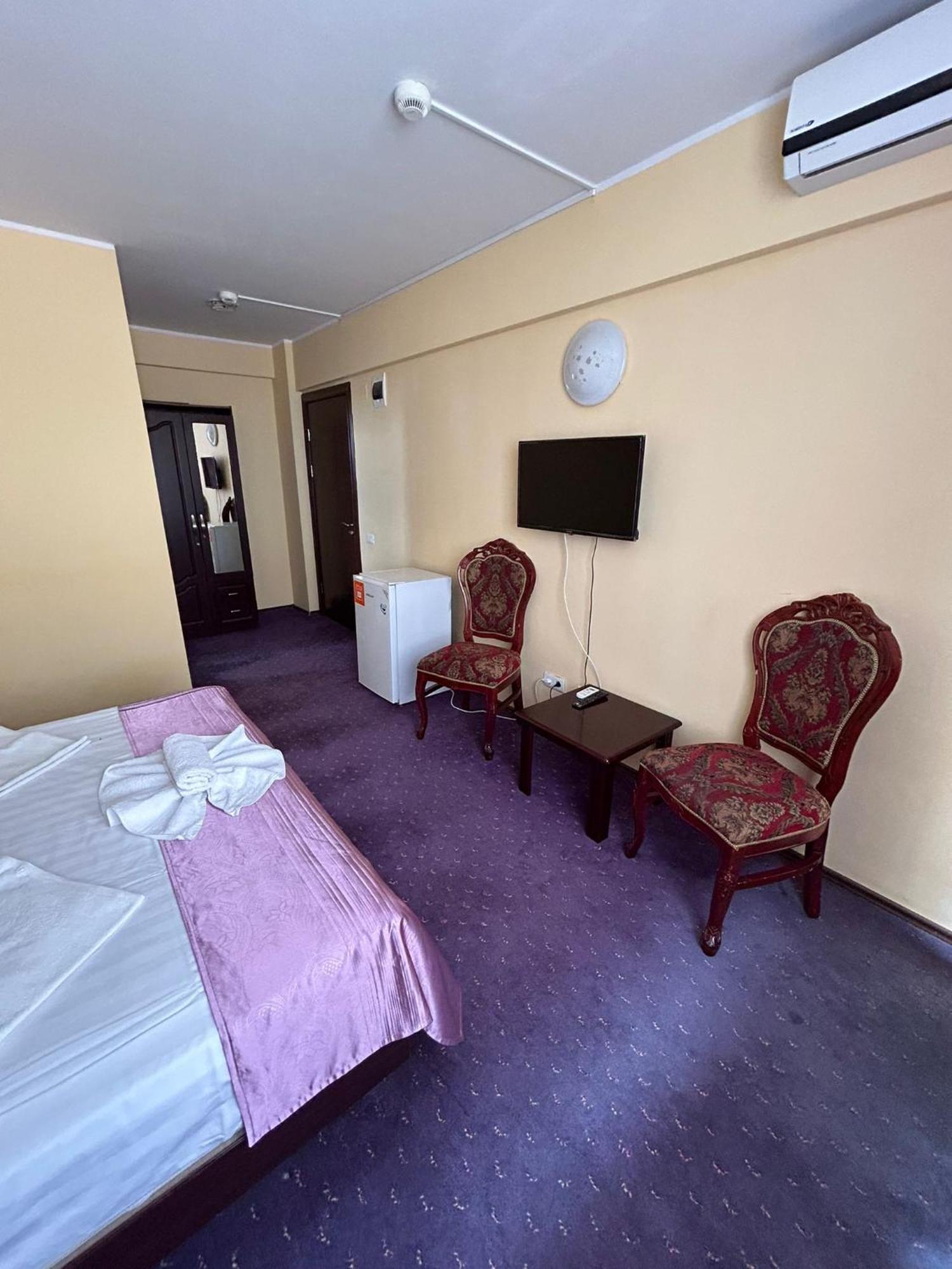Orient Mamaia Nord Hotell Năvodari Eksteriør bilde