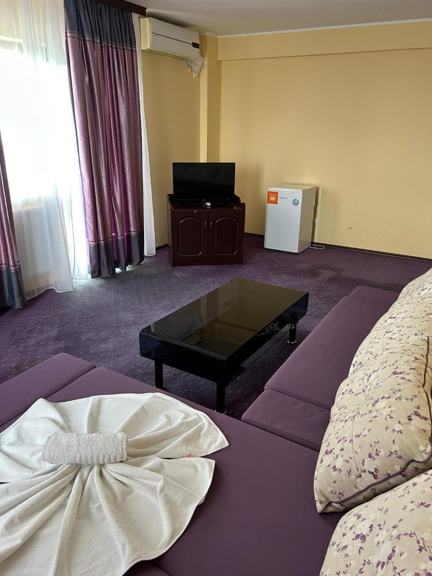 Orient Mamaia Nord Hotell Năvodari Eksteriør bilde