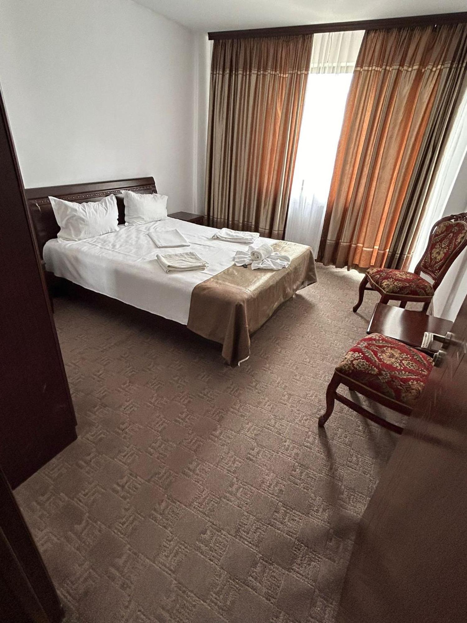 Orient Mamaia Nord Hotell Năvodari Eksteriør bilde